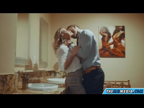 ❤️ Uma blonde obugaxayo ekuyenga endlini yangasese yomphakathi Izocansi vk kithi  ❤